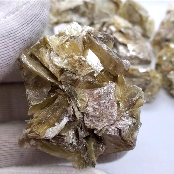 Golden Star Mica (Muscovite) Cluster From Brazilian - Picture 8 of 17